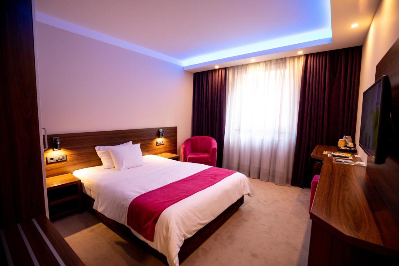 Boutique Hotel Golden Star Tuzla Eksteriør bilde