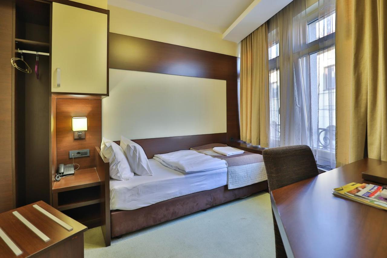 Boutique Hotel Golden Star Tuzla Eksteriør bilde