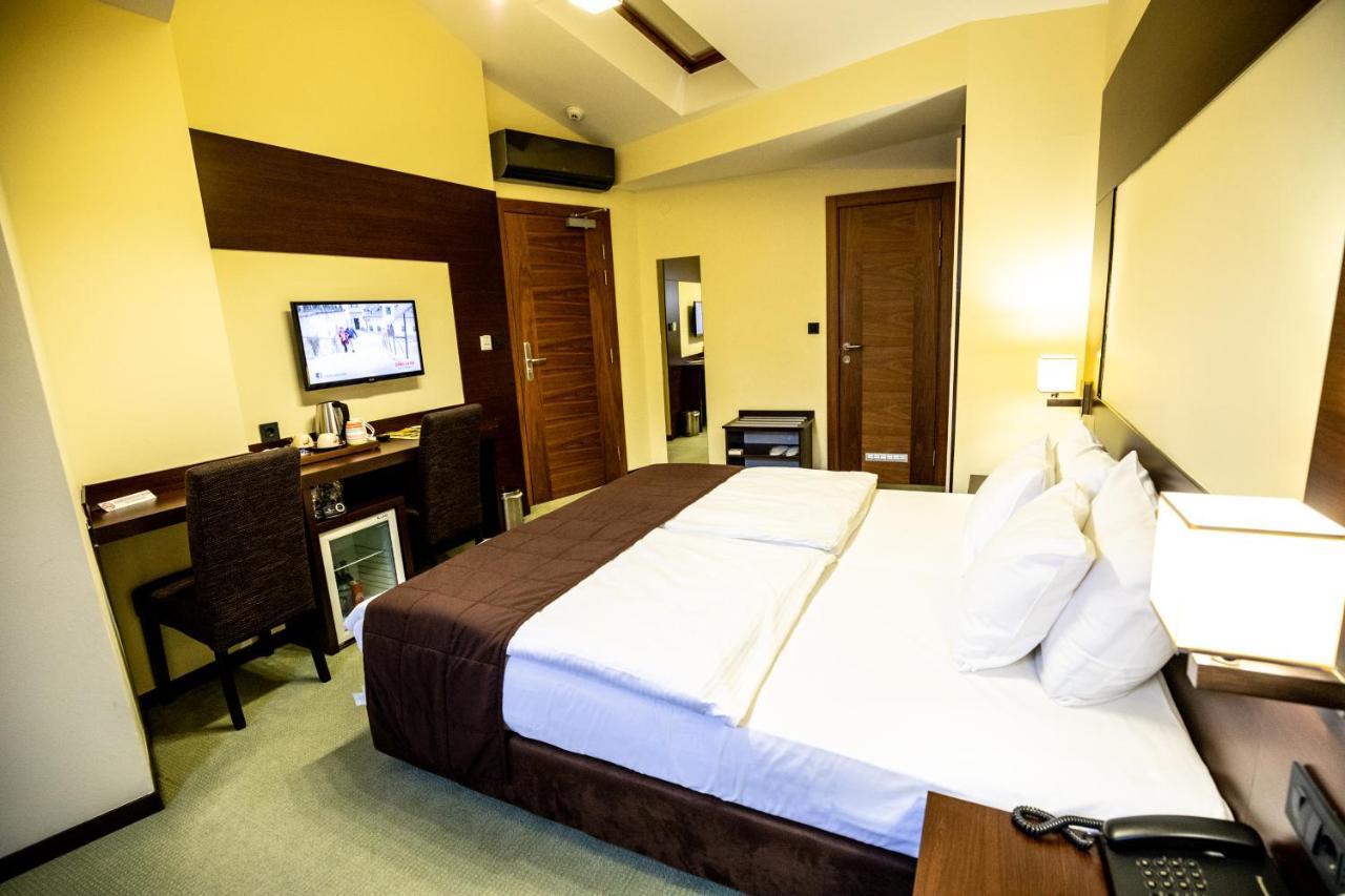 Boutique Hotel Golden Star Tuzla Eksteriør bilde