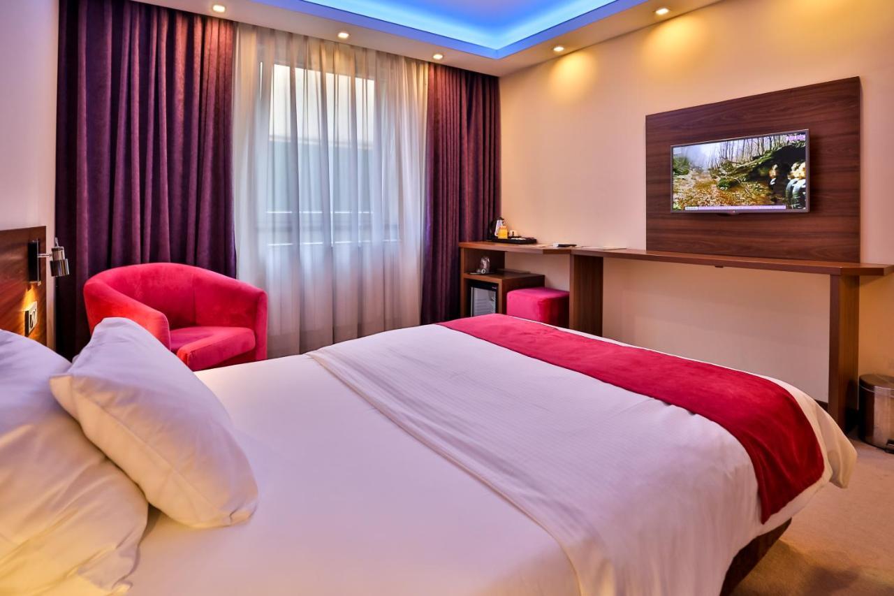 Boutique Hotel Golden Star Tuzla Eksteriør bilde