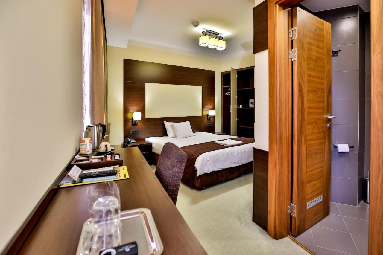 Boutique Hotel Golden Star Tuzla Eksteriør bilde