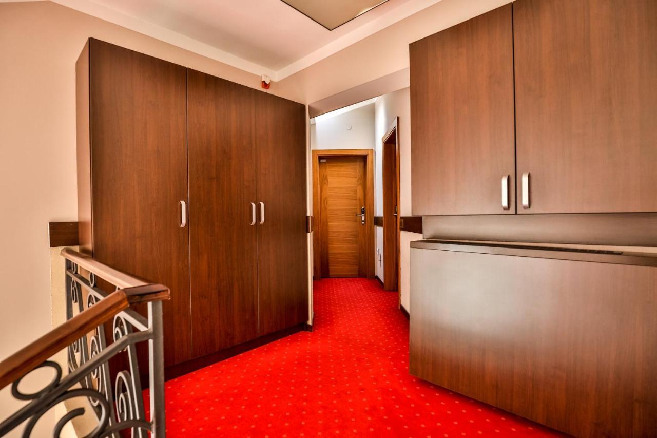 Boutique Hotel Golden Star Tuzla Eksteriør bilde